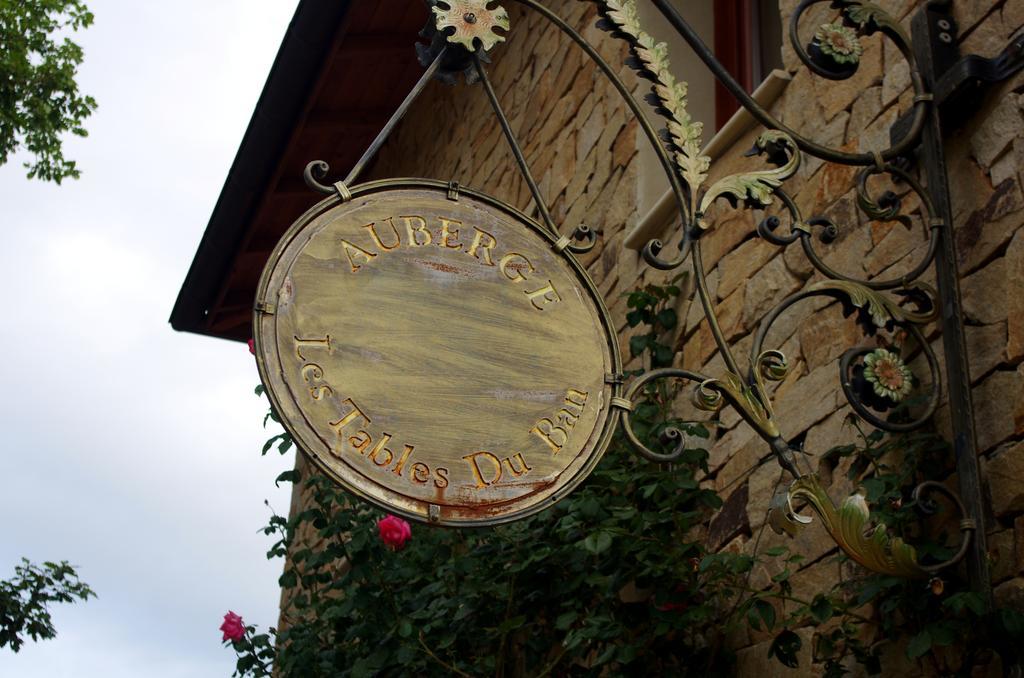 Auberge Les Tables Du Ban Saint-Pierre-la-Palud Exterior foto